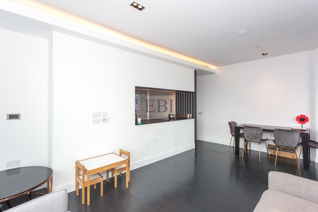 Property photo 3 of 27 Picture No. 62