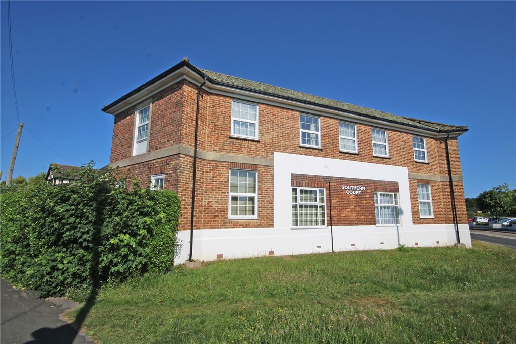 Property photo 1 of 8 Picture No. 08