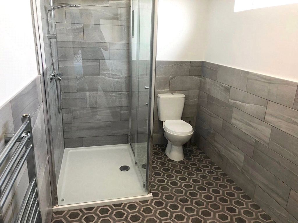 Property photo 3 of 9 Picture No. 11