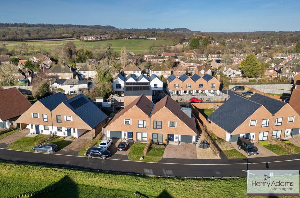 Additional image 27 of 3 bed semi-detached house for saleFrancis Rose Way, Liss GU33