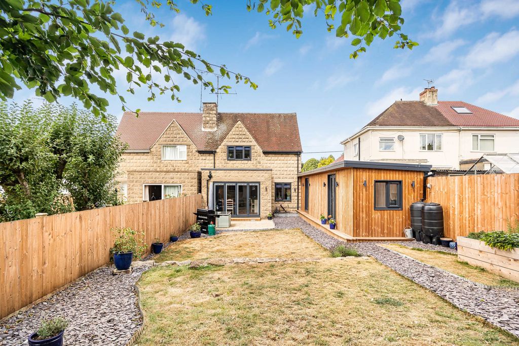 Property photo 2 of 17 21_89279