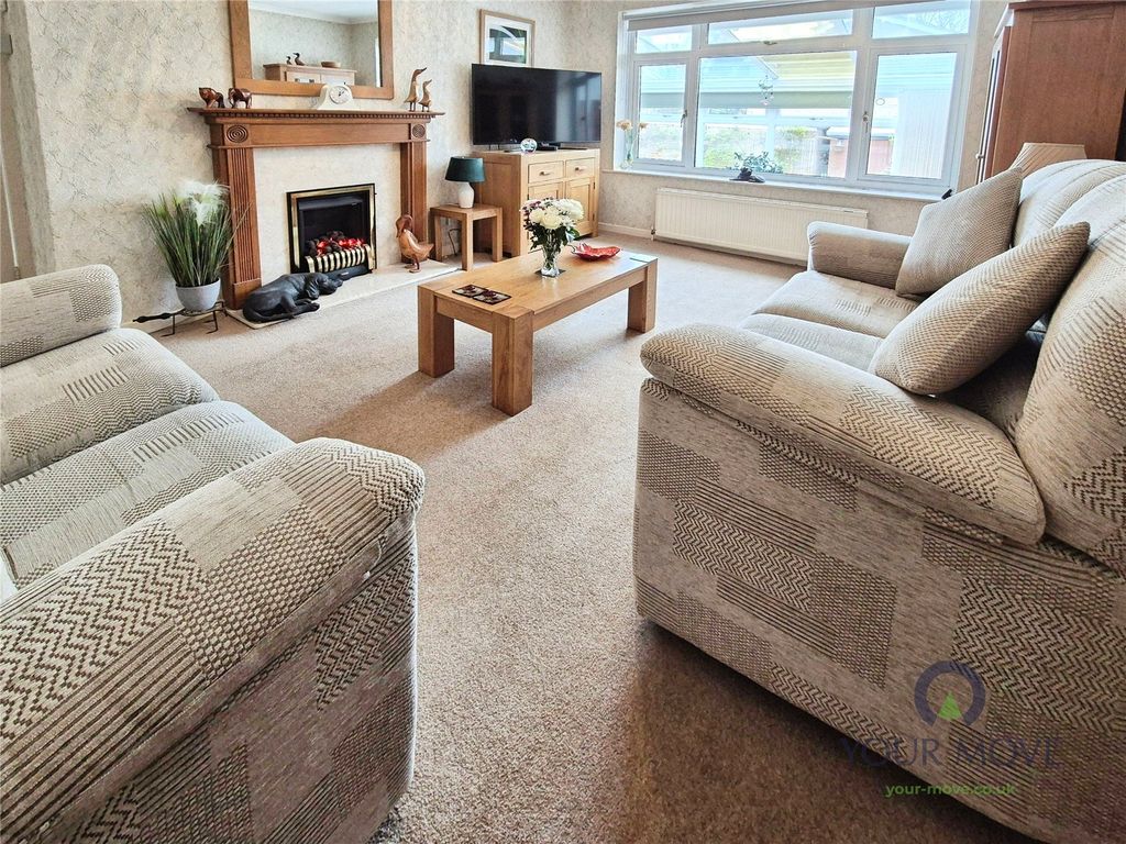 Property photo 2 of 19 Living Room