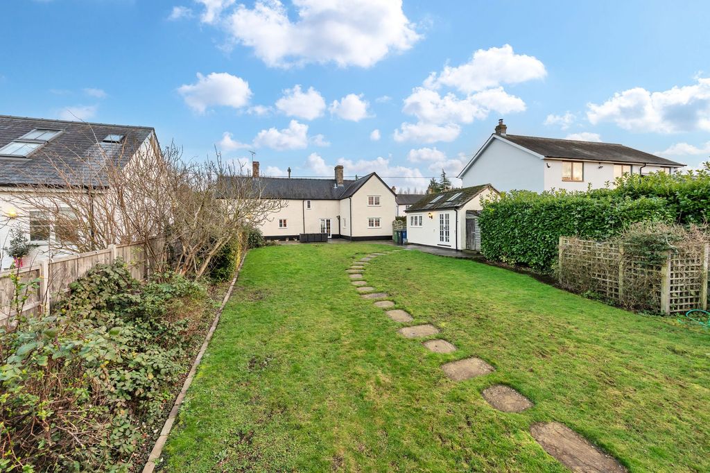 Property photo 2 of 21