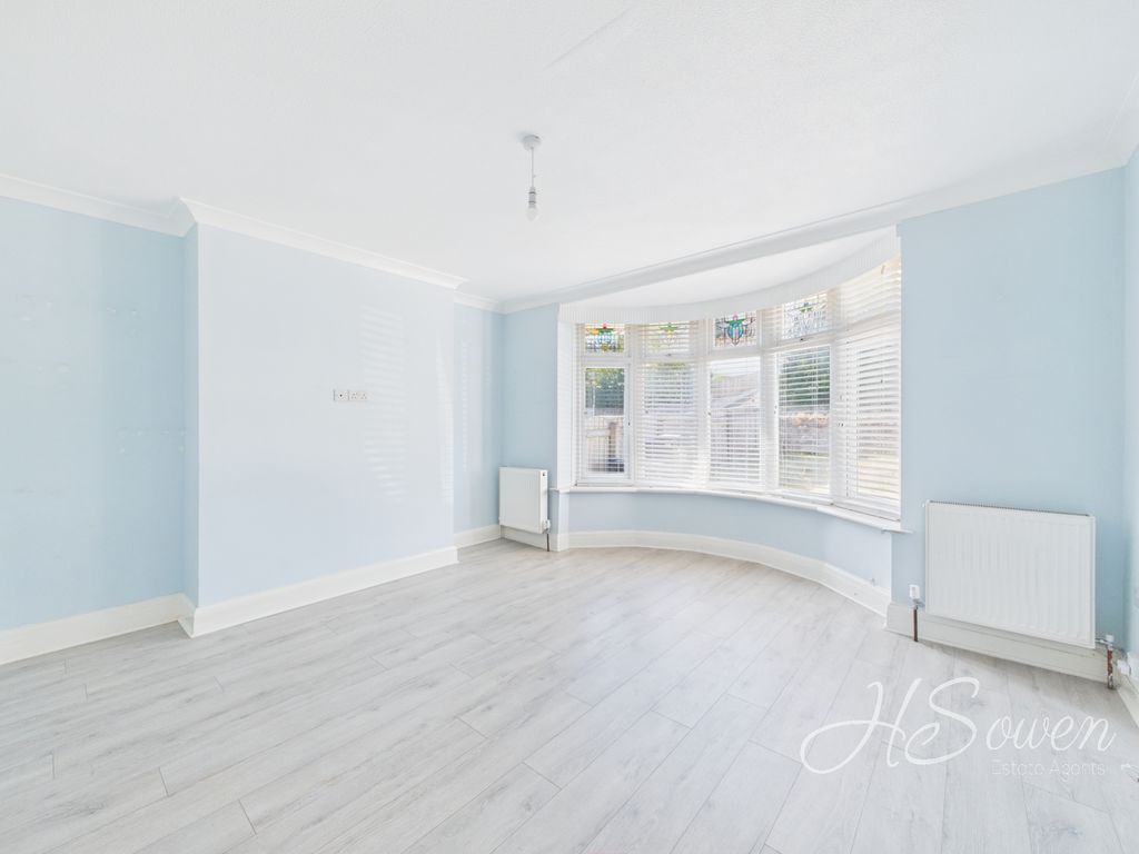 Property photo 2 of 16 Photo 16