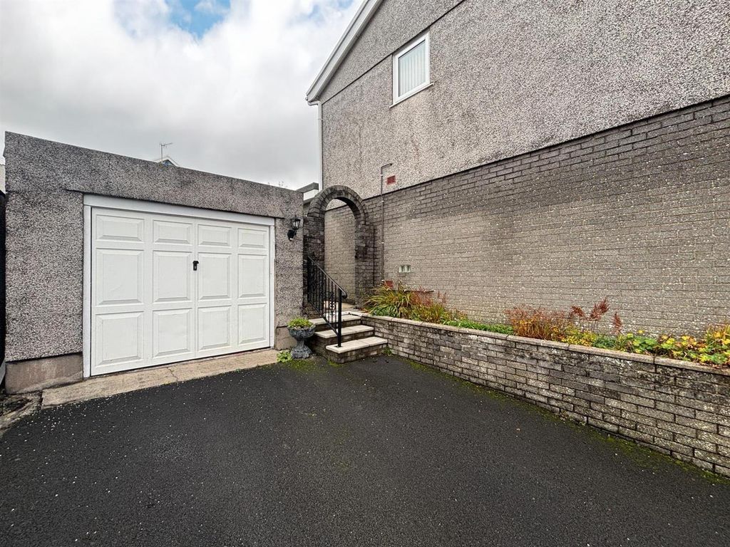 Property photo 2 of 24 Img-20251107-Wa0056 Copy.Jpg