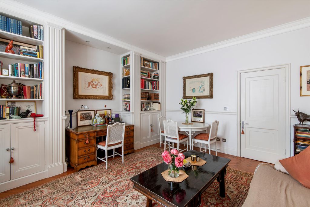 Property photo 3 of 8 Image