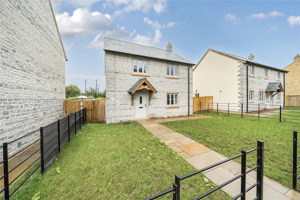Property photo 1 of 28 Picture No. 03