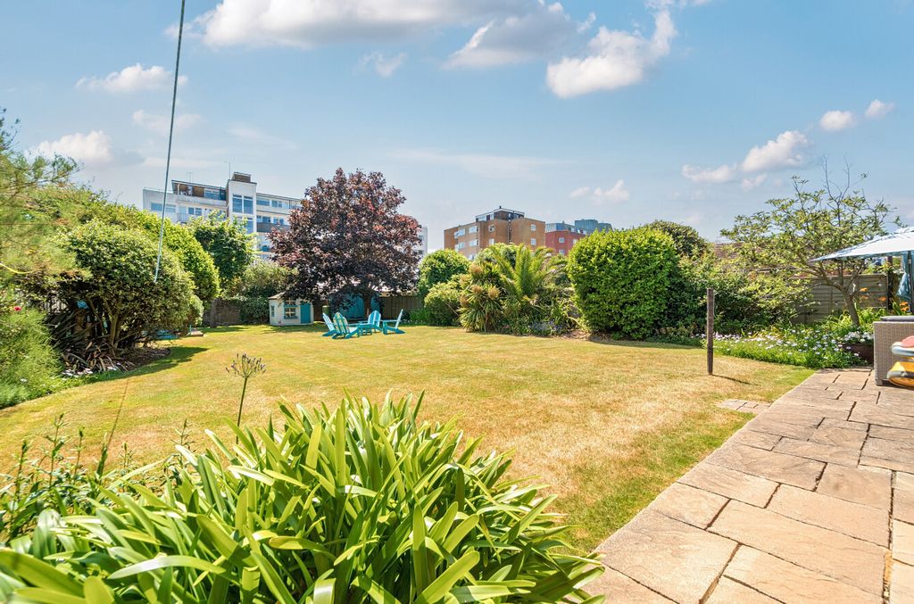 Property photo 2 of 19 1483236-7-6A3d3E8...