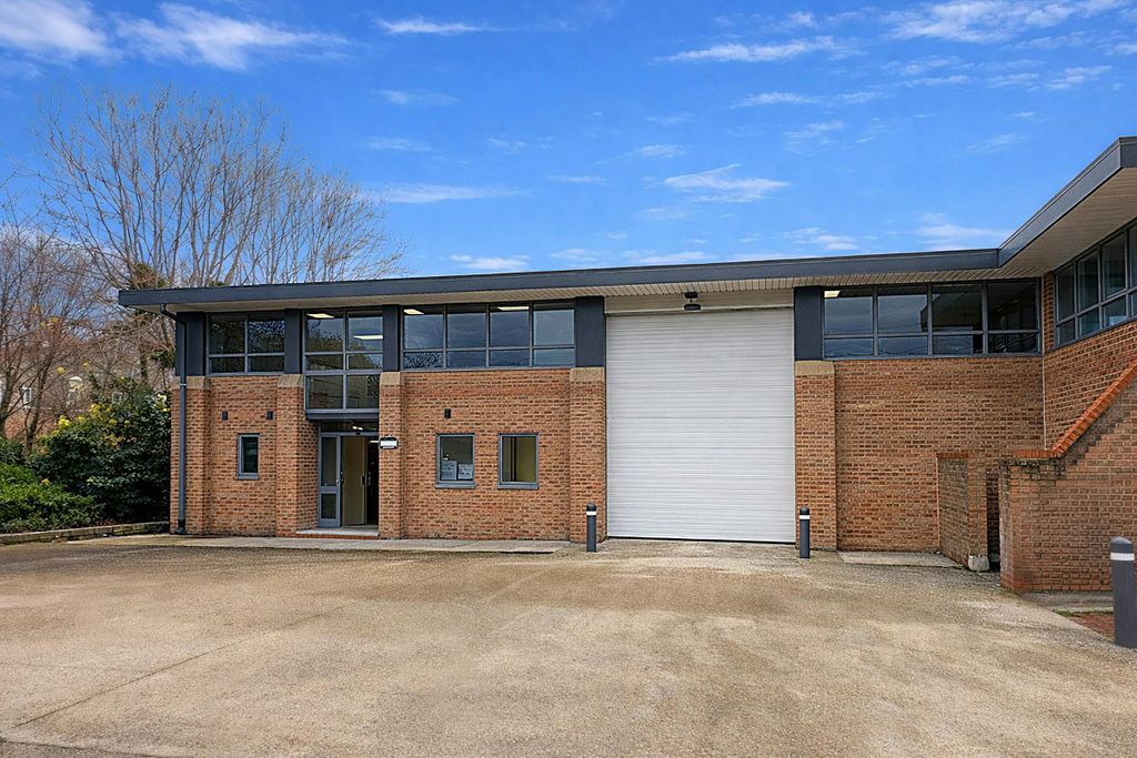 Property photo 1 of 10 Front Aspect