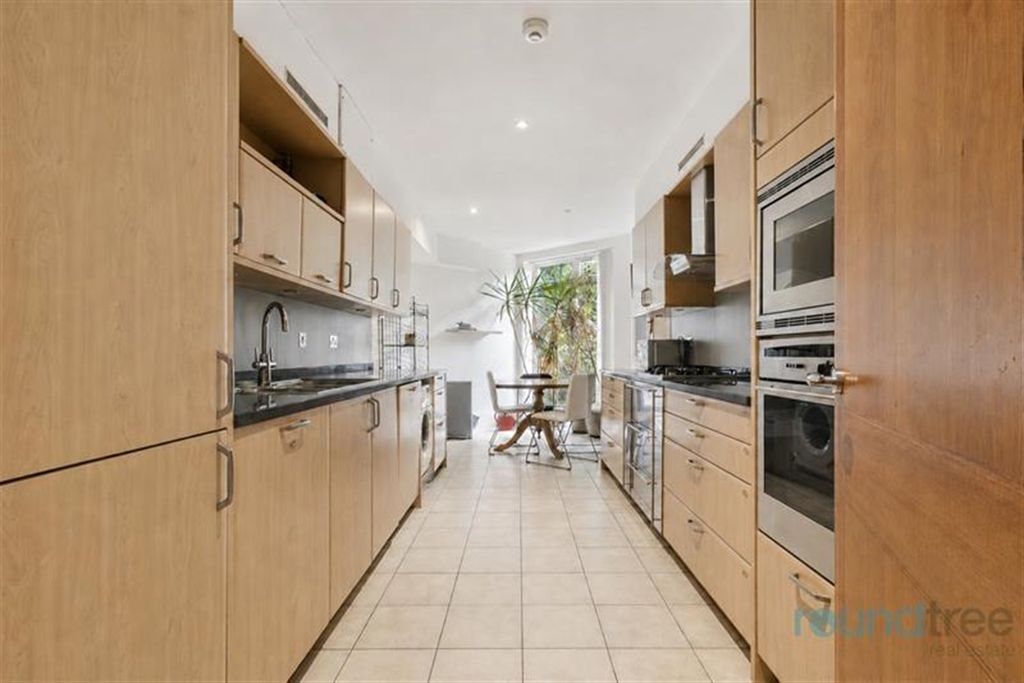Property photo 1 of 18 (Main)