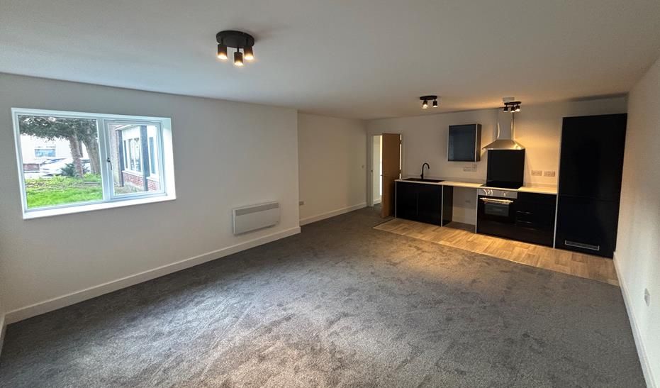 Property photo 1 of 6 Bedroom 1