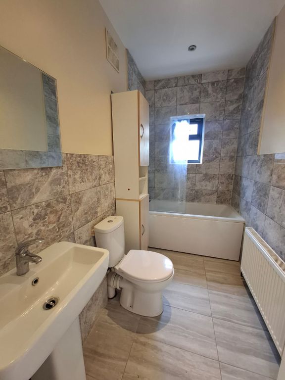 Property photo 3 of 11 Gallery