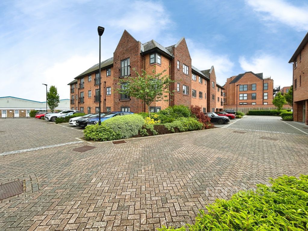 Property photo 1 of 11 Pbox-Img.Jpg