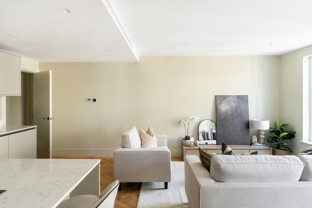 Property photo 3 of 13 Image