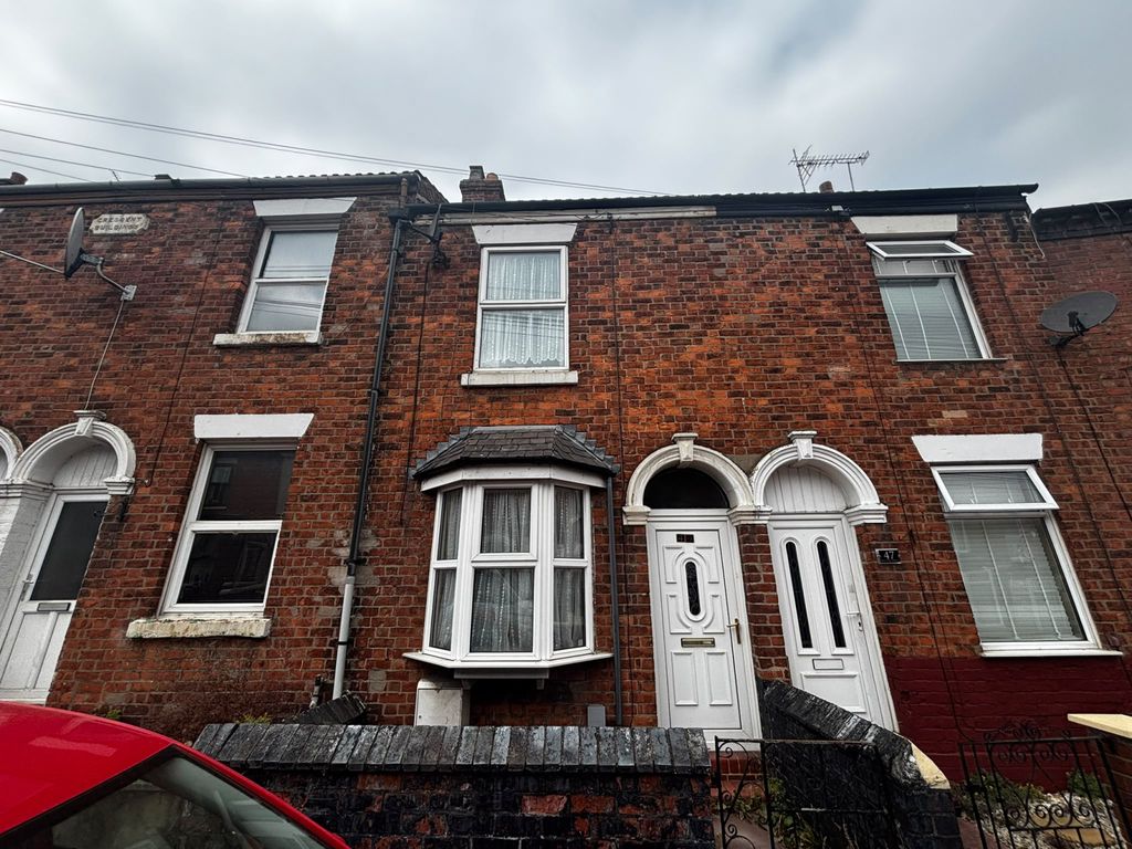 Property photo 1 of 13 Two Bedroom Mid Terrace