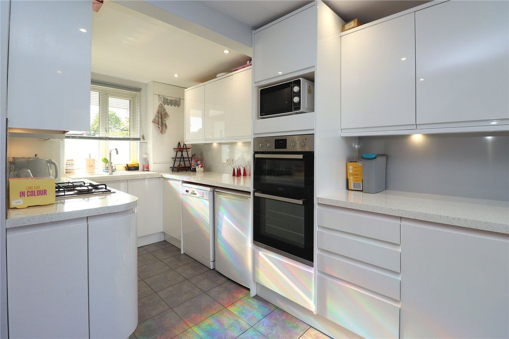 Property photo 2 of 13 Picture No. 02