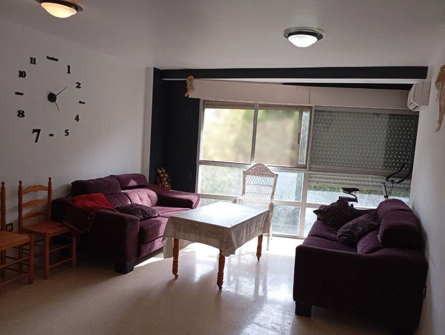 Property photo 2 of 24
