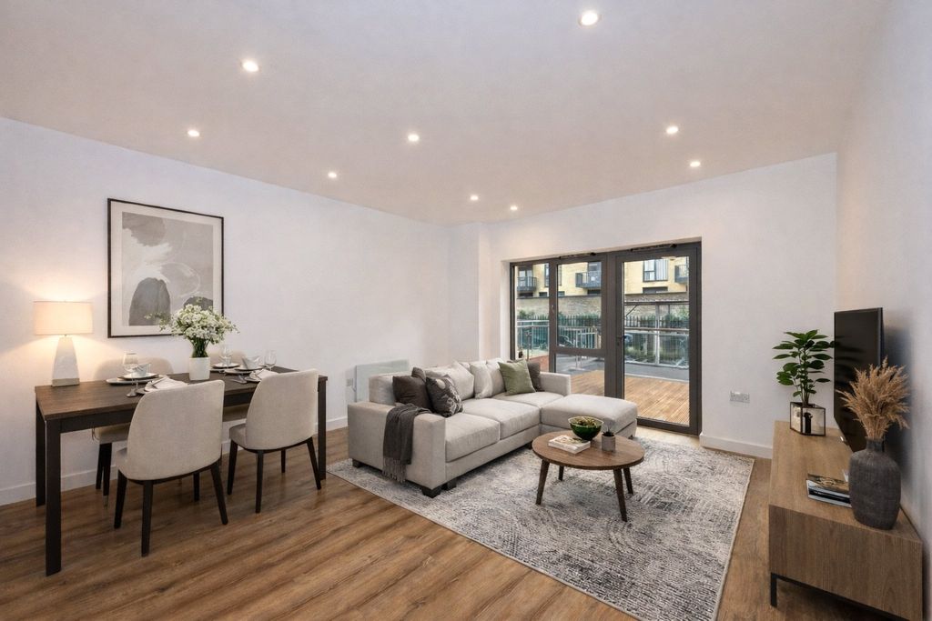 Property photo 1 of 16 Picture 1