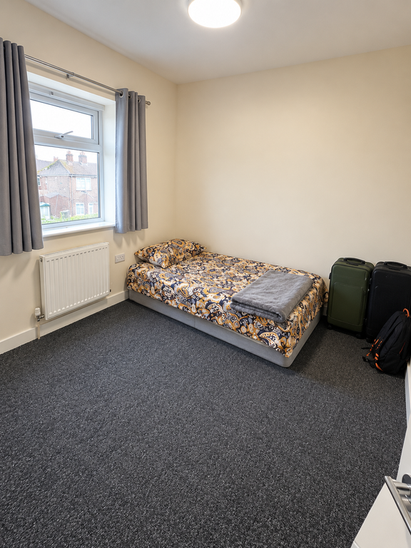 Property photo 2 of 30