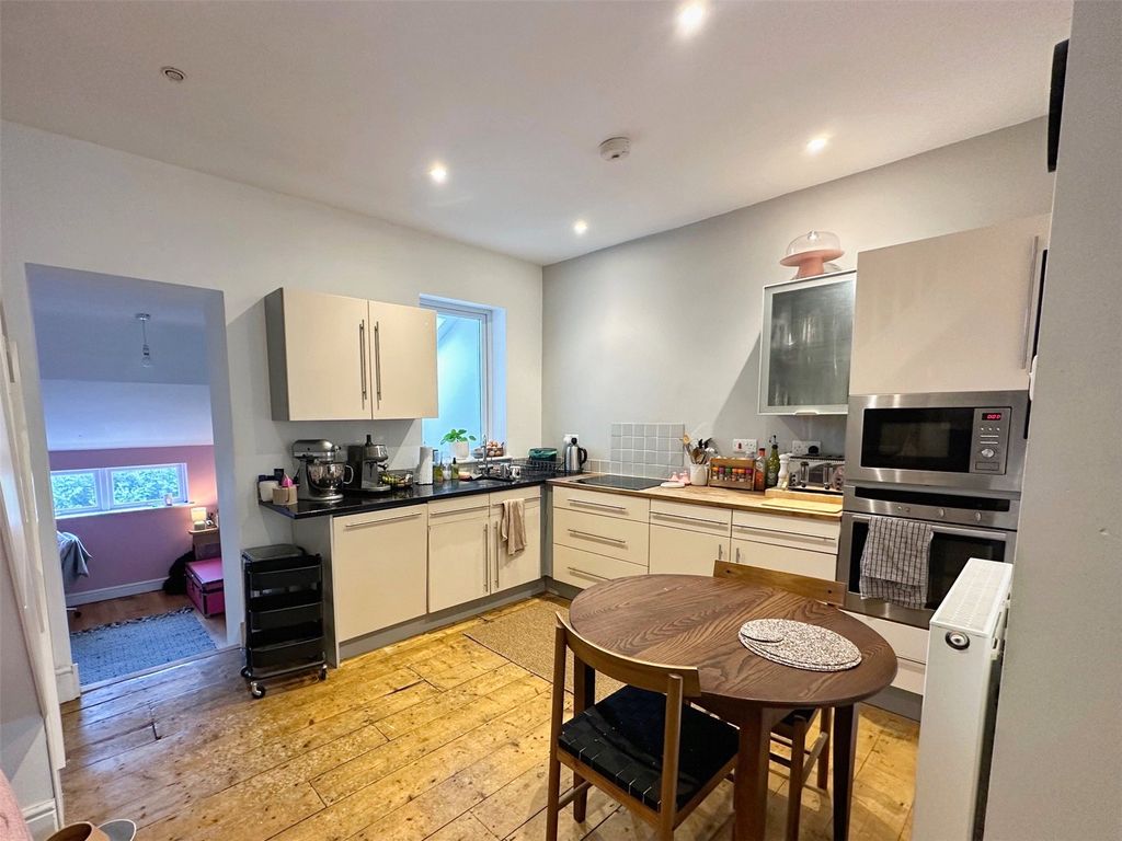 Property photo 3 of 13 Picture No. 26
