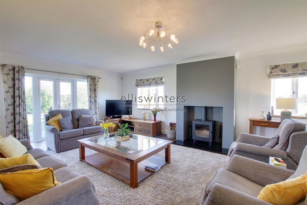 Property photo 3 of 32 Img_9377-Img_9379-Watermarked.Jpg