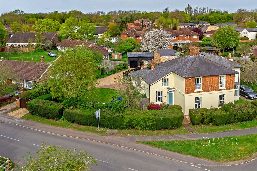 Property photo 1 of 38