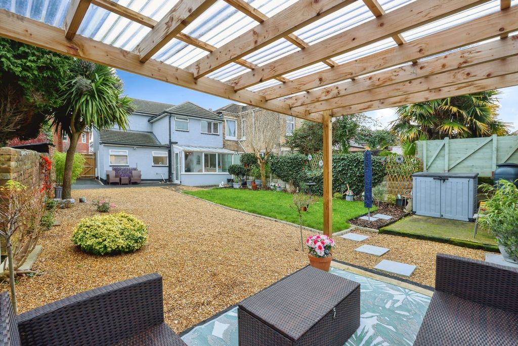 Property photo 2 of 21 Pbox-Img.Jpg