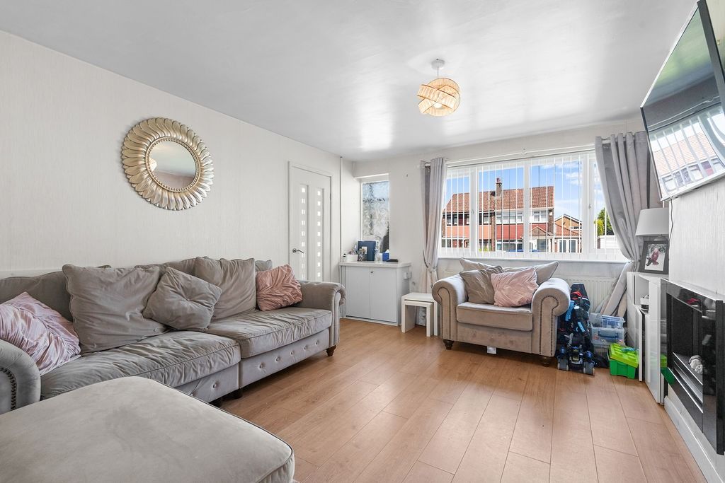 Property photo 3 of 20 4309214
