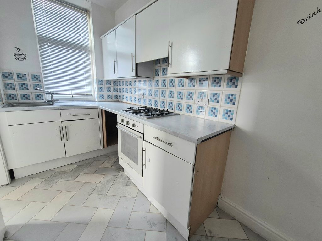 Property photo 3 of 7 Image