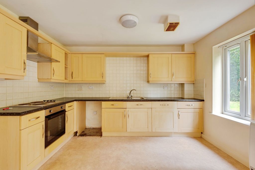 Property photo 3 of 13 Pbox-Img.Jpg