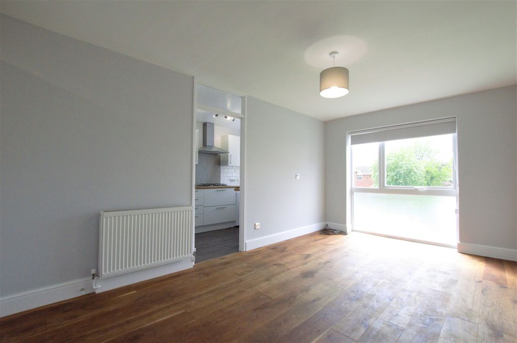 Property photo 1 of 4