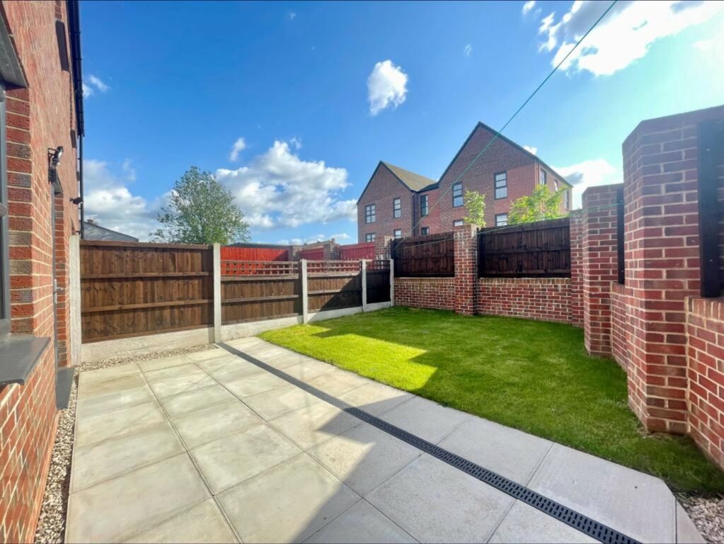 Property photo 2 of 13