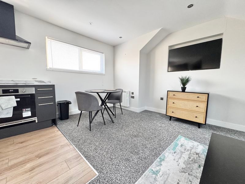 Property photo 2 of 9 Dining Area