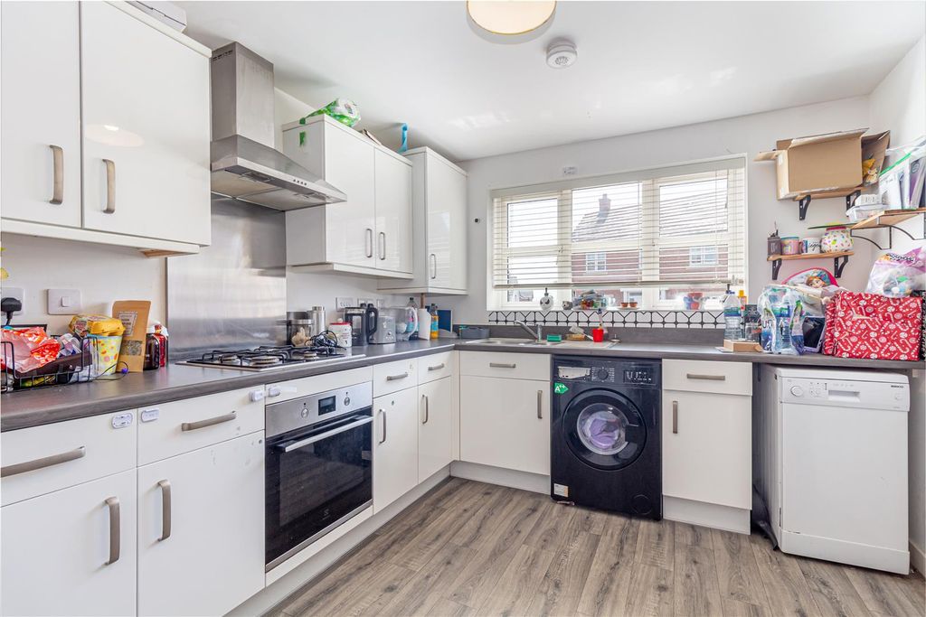 Property photo 3 of 14 Kitchen-2.Jpg