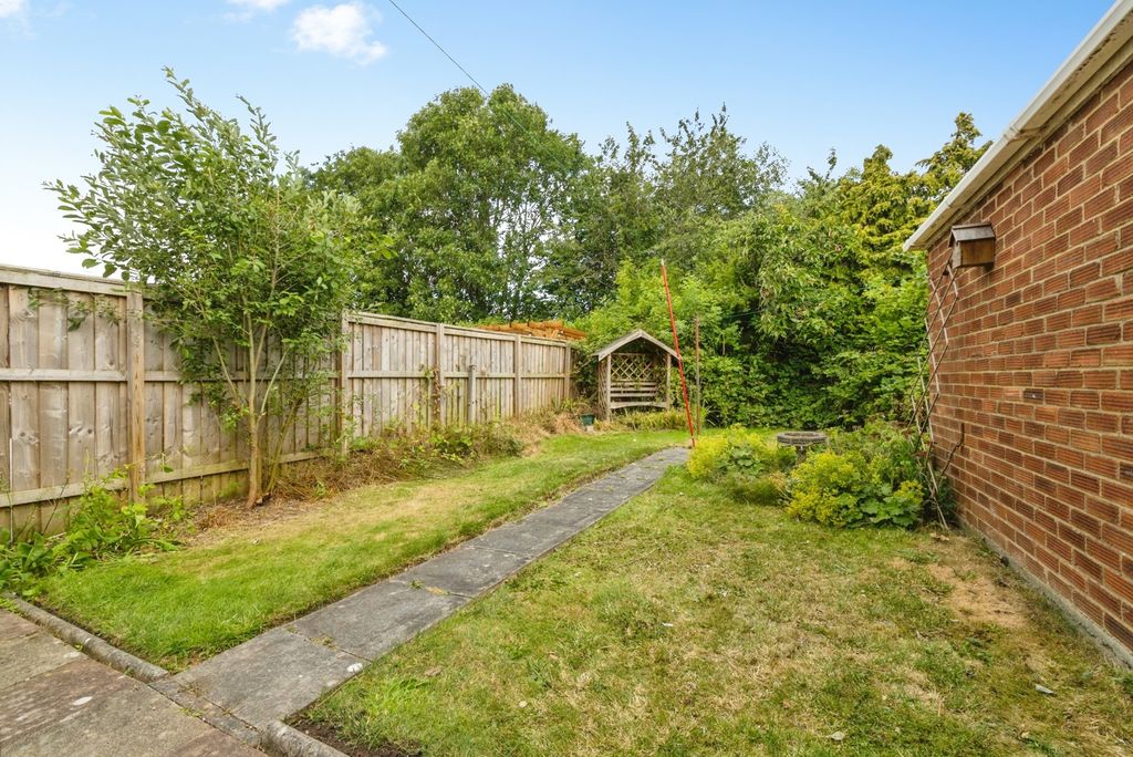 Property photo 2 of 17 Pbox-Img.Jpg