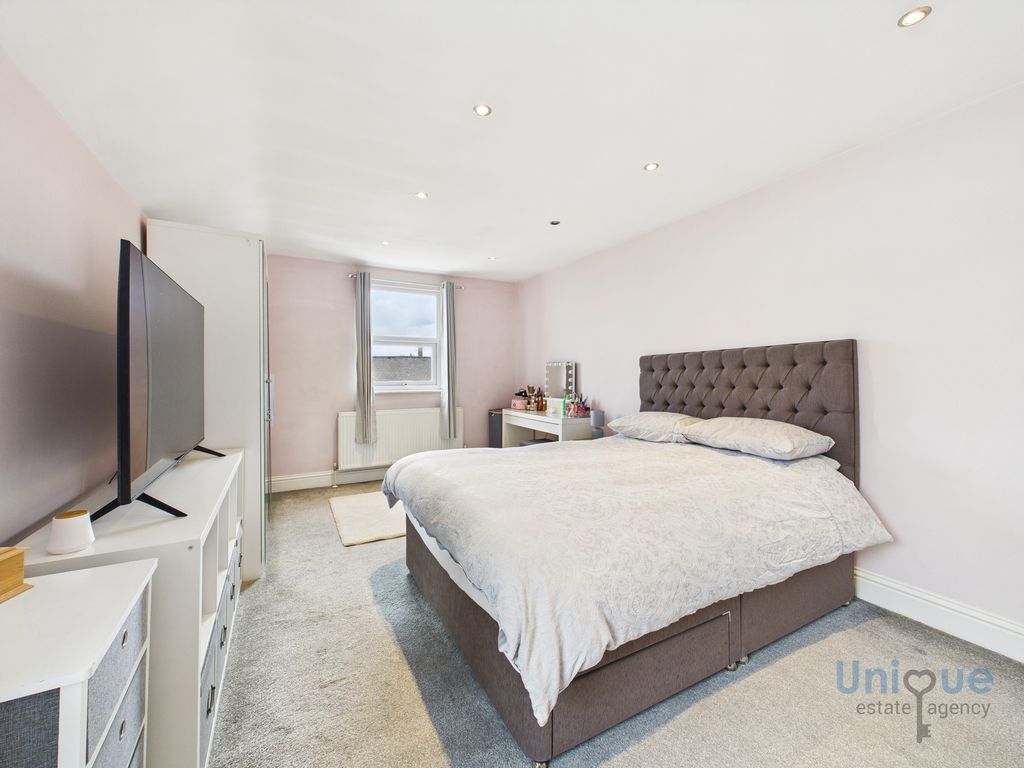 Additional image 22 of 6 bed terraced house for saleAdelaide Street, Fleetwood FY7