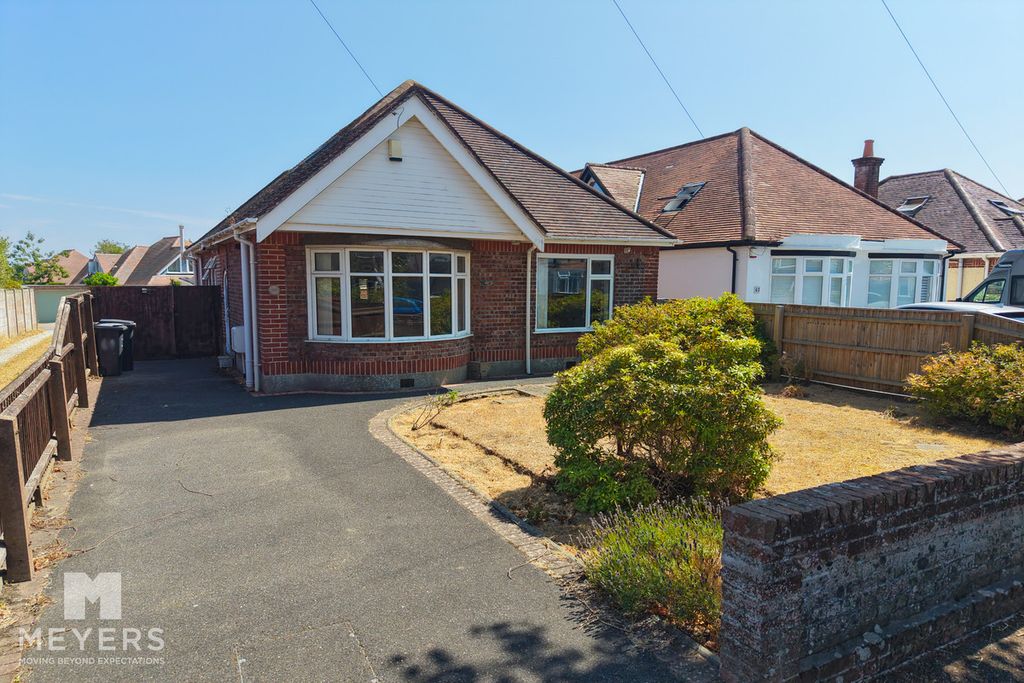Property photo 1 of 37