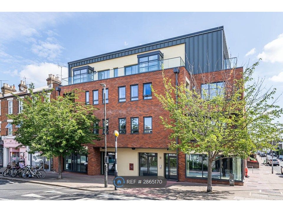 Property photo 1 of 7 Northcote Rd Facade