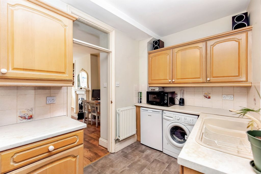 Property photo 3 of 15