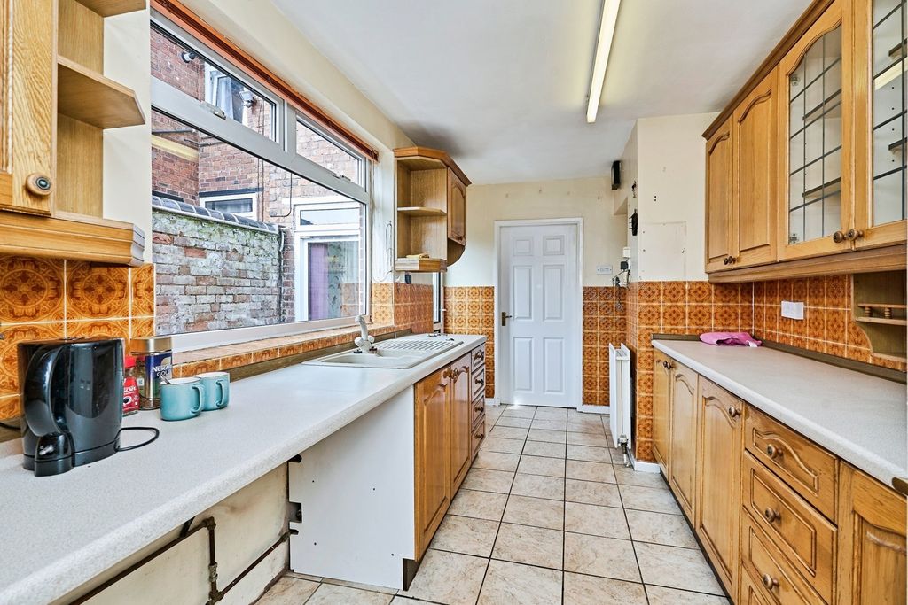 Property photo 3 of 27 Pbox-Img.Jpg