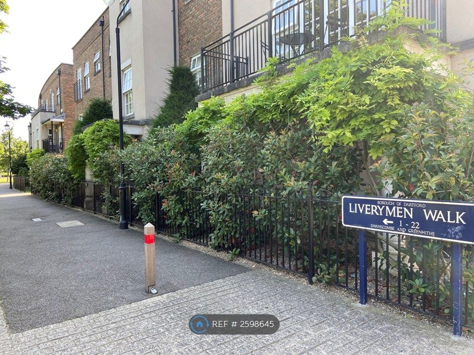 Property photo 2 of 14 Street View