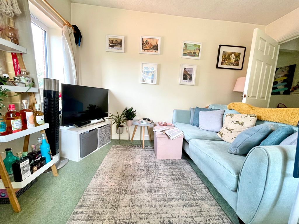 Property photo 2 of 9