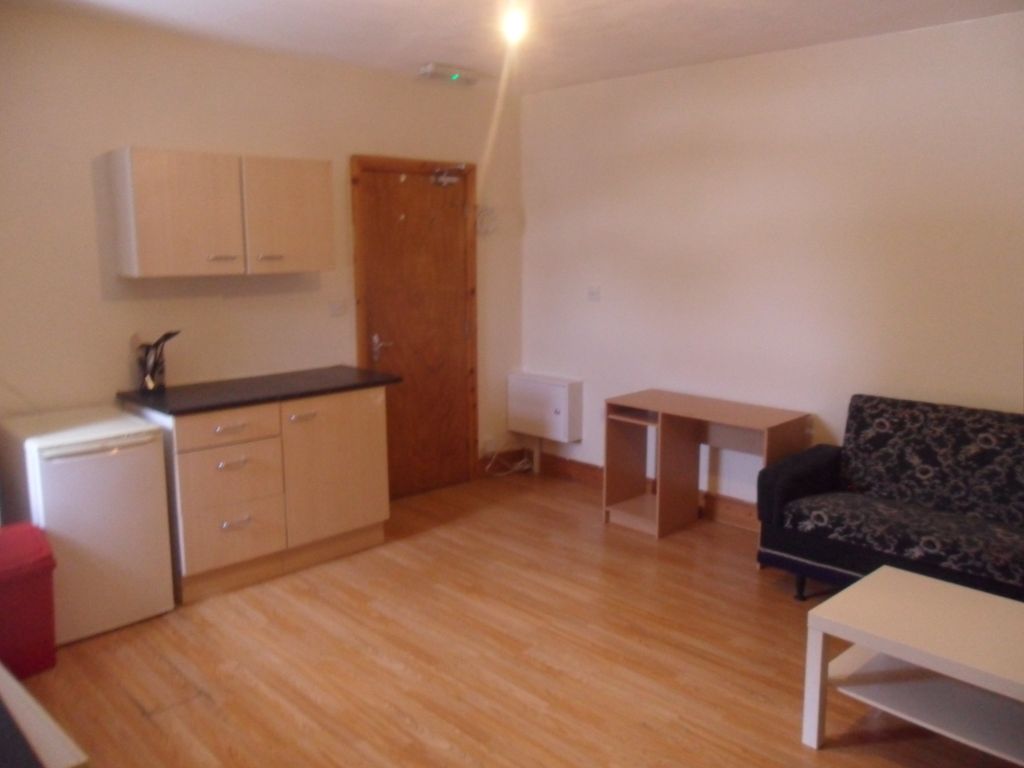 Property photo 2 of 5