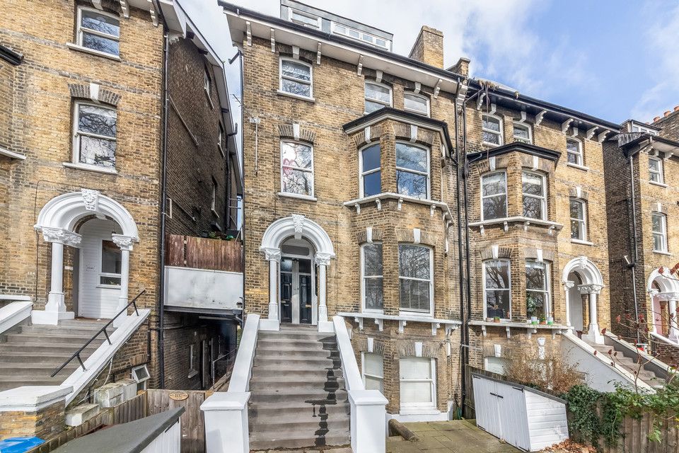 Property photo 2 of 12