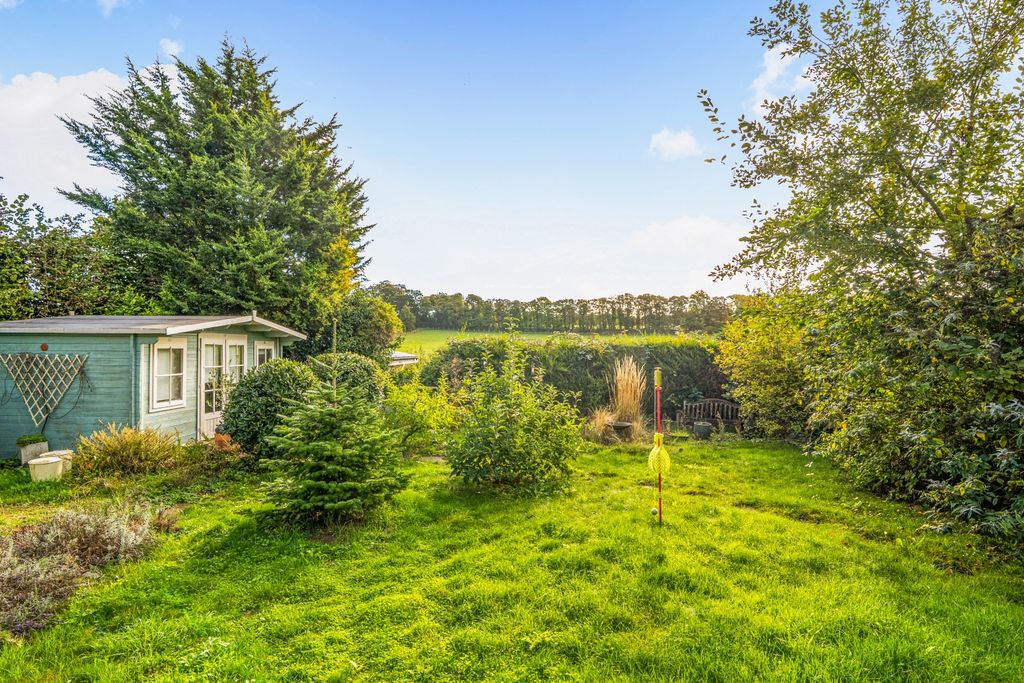 Property photo 2 of 22 1528461 (5)
