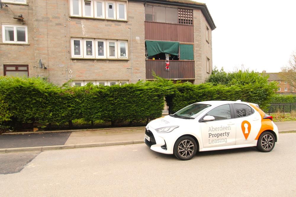 Property photo 3 of 5 External