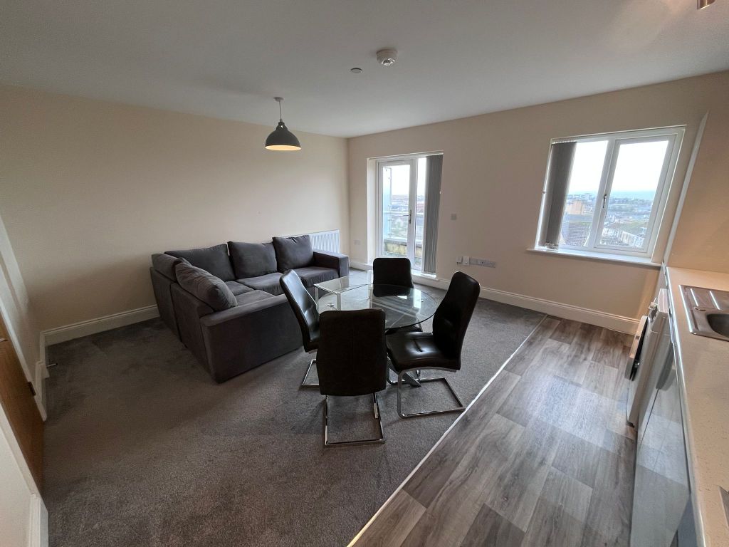 Property photo 2 of 11 Lounge