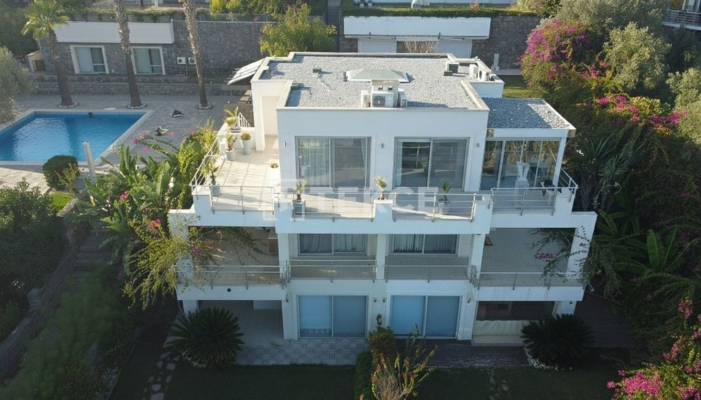 Property photo 1 of 28