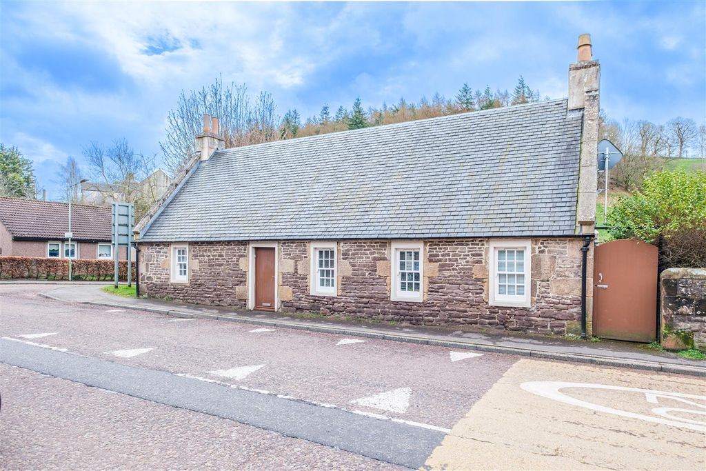 Property photo 1 of 24 Riverside Road-3.Jpg