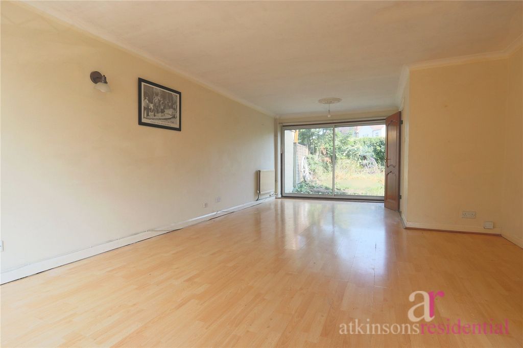 Property photo 2 of 14 Picture No. 19